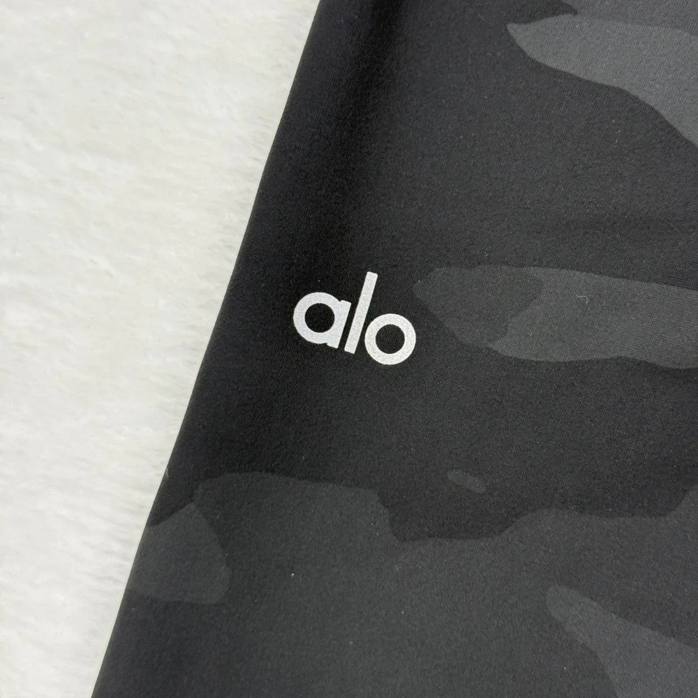 Alo Yoga High Waist Camo Leggings Black XS‎ Made in Portugal